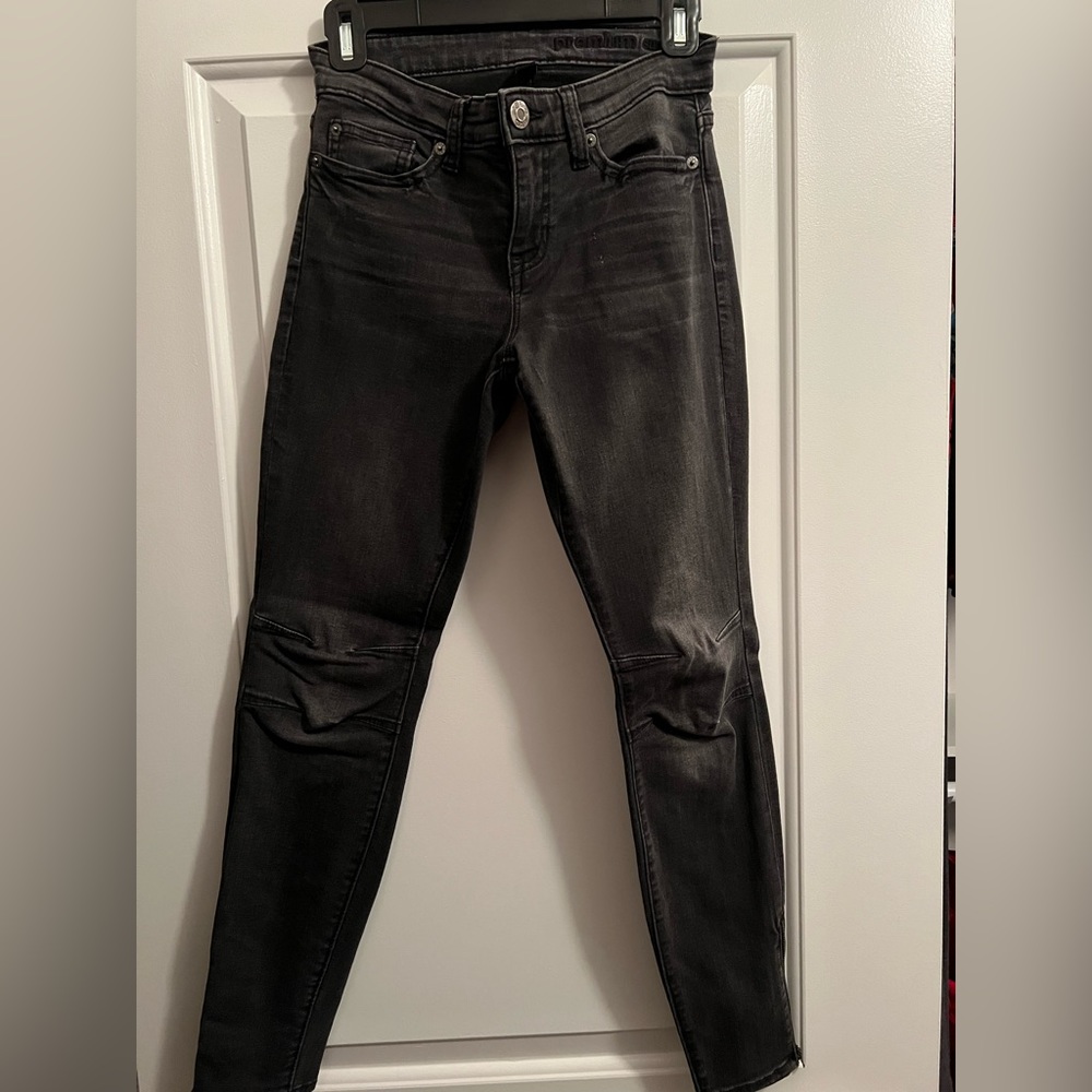 Gap Premium Super Skinny Jeans